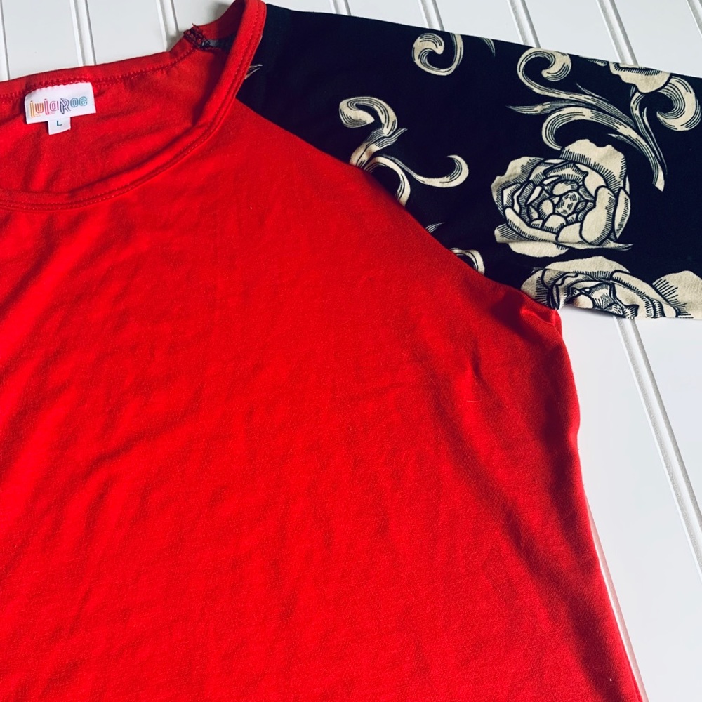 Gorgeous LulaRoe Gigi